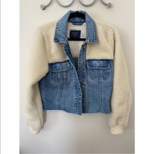 Abercrombie denim jacket with fur outside